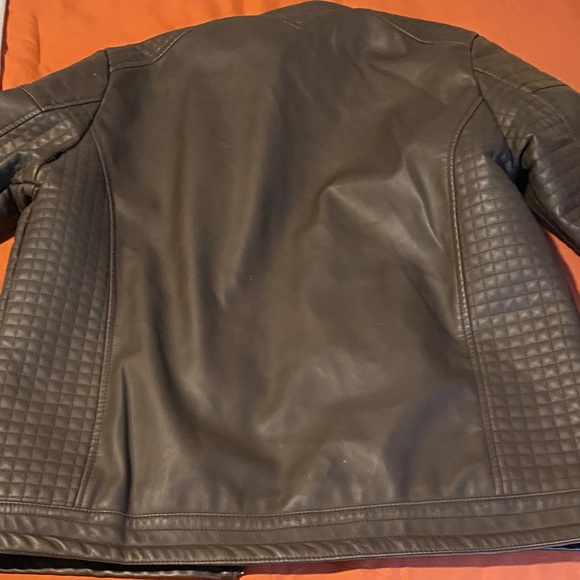 Men's Stylish Brown Leather Bomber Jacket - Picture 6 of 7